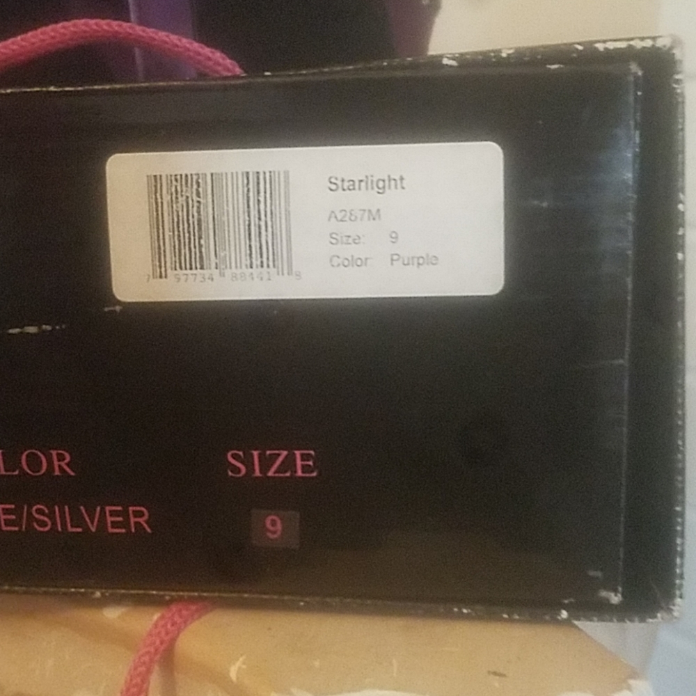 Shoes - Picture 5 of 5